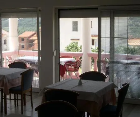 Antonia Maison d'hôtes Jurandvor